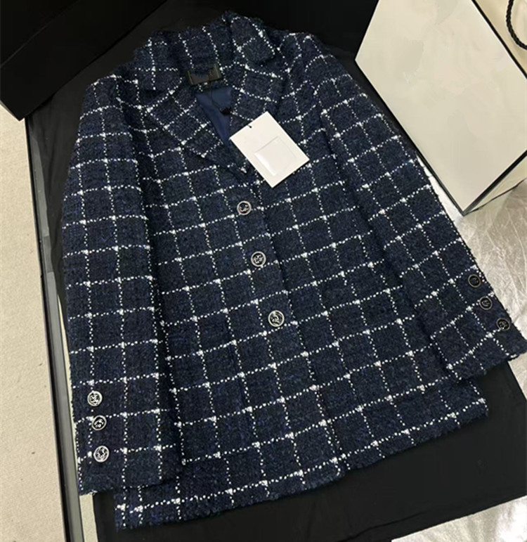 Summer Clothing In Winter - Avrupa kadın giyimine özel tasarım -