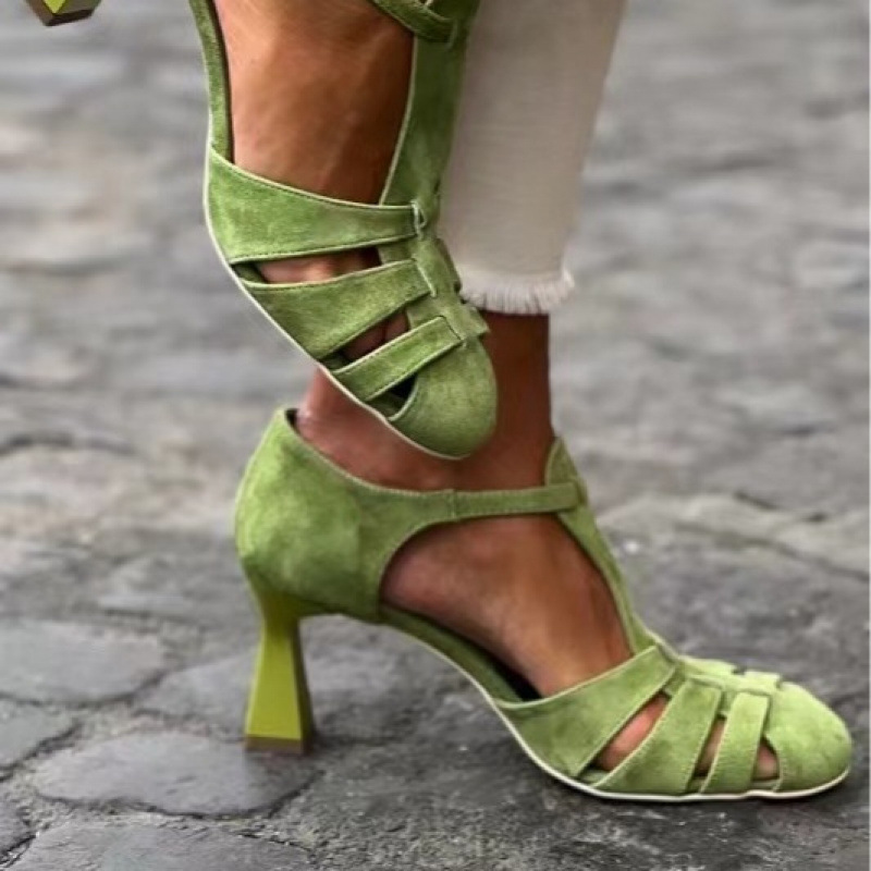 Summer Closet - Kadın Yeşil Süet Kitten Topuklu T-Askılı